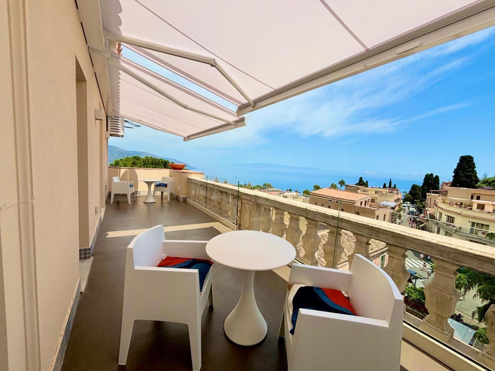 La Terrazza Di Porta Messina Hotel Taormina Kültér fotó
