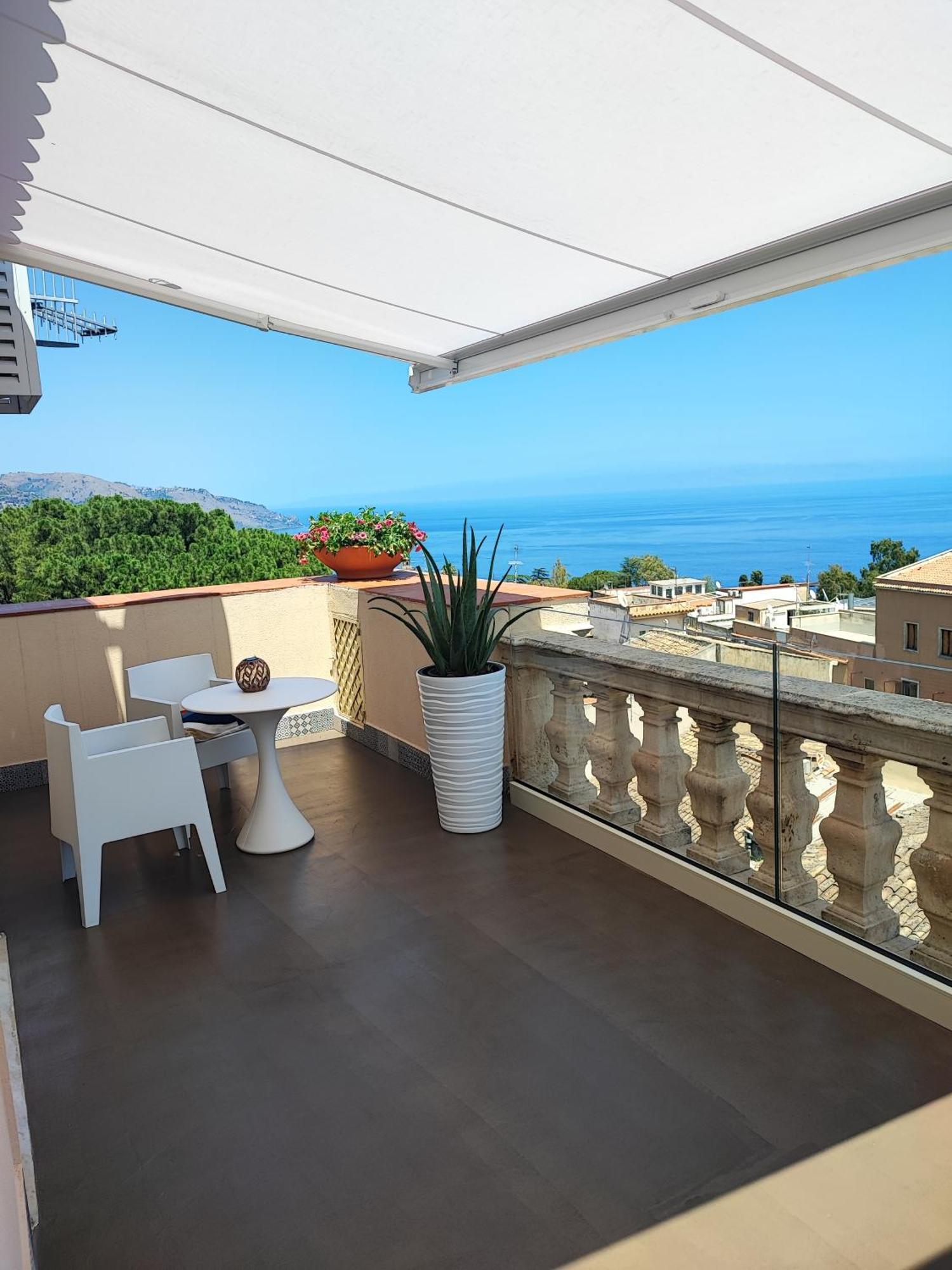 La Terrazza Di Porta Messina Hotel Taormina Kültér fotó